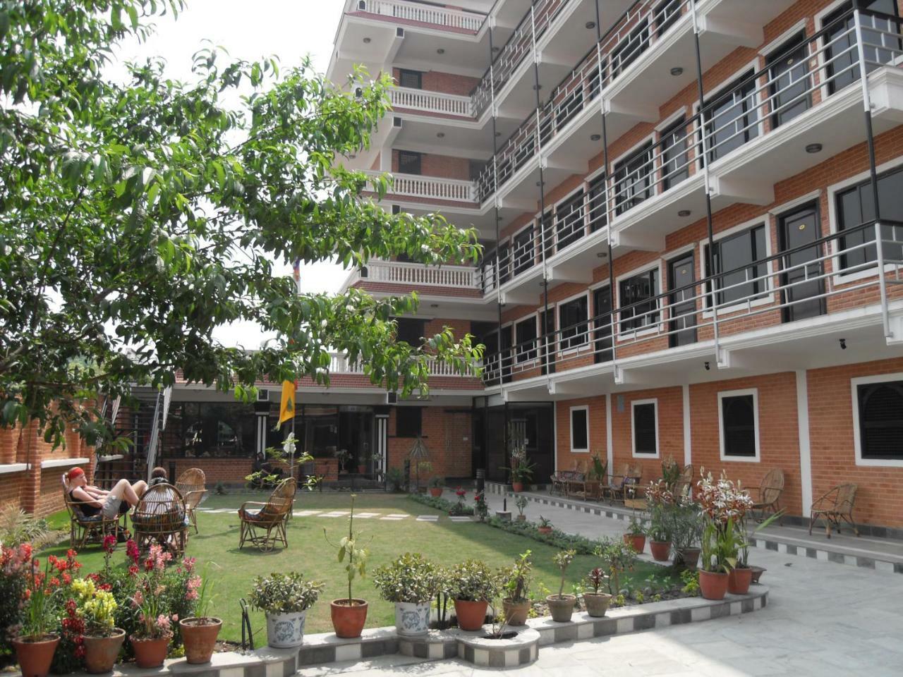 Hotel Mandala Kathmandu Buitenkant foto